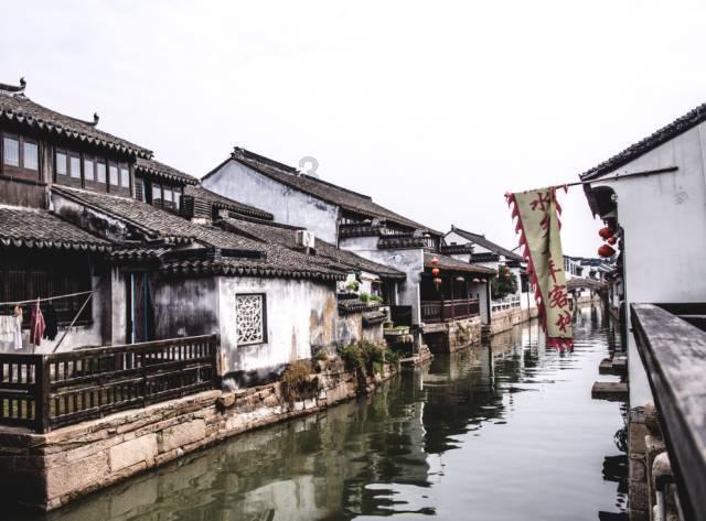 在高压线附件的房子可以买吗？游戏画面